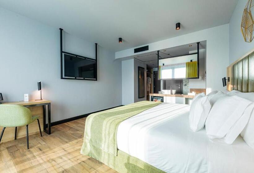 带观景的豪华间, Barcelo Budapest