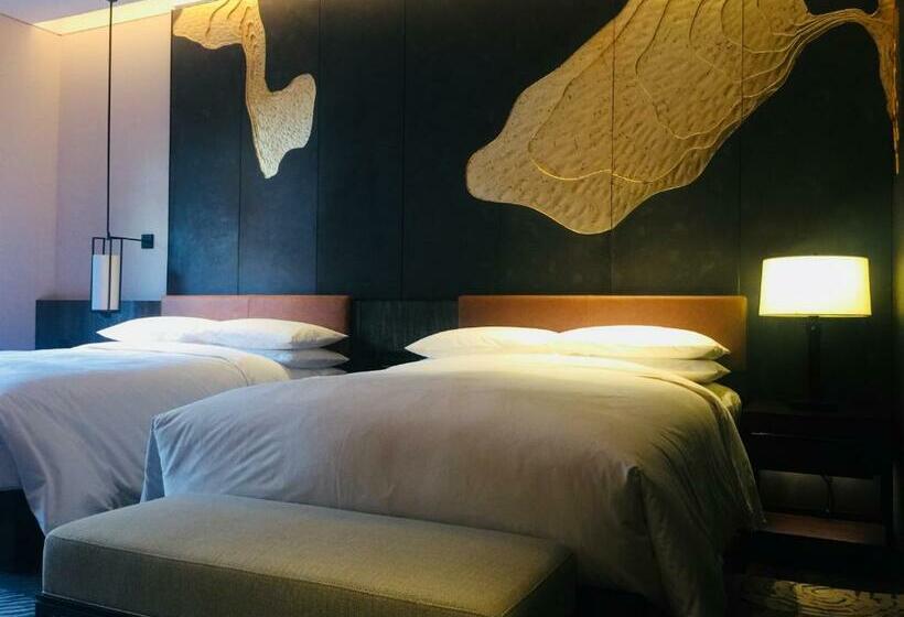 Номер Премиум Вид на Сад, Jw Marriott Hotel Qufu