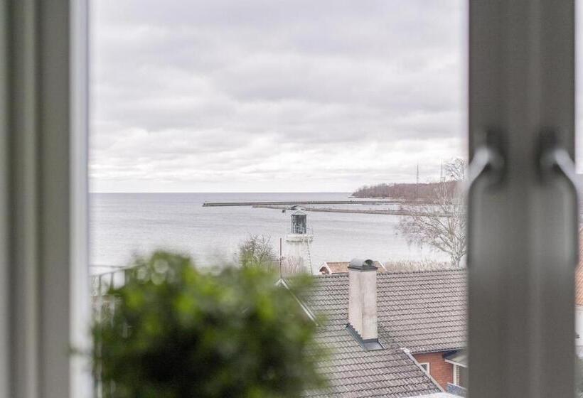 Huoneisto 2 Makuuhuonetta, L Hanöhus Hällevik