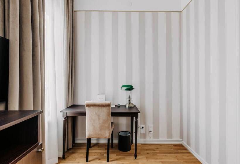 Camera Standard Individuale, Skara Stadshotell