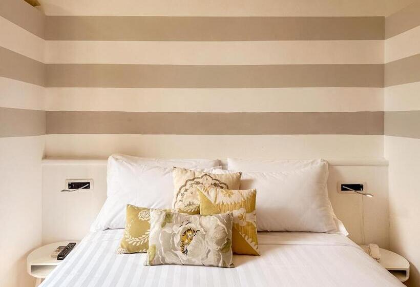 Classic room with balcony, Villa Anita