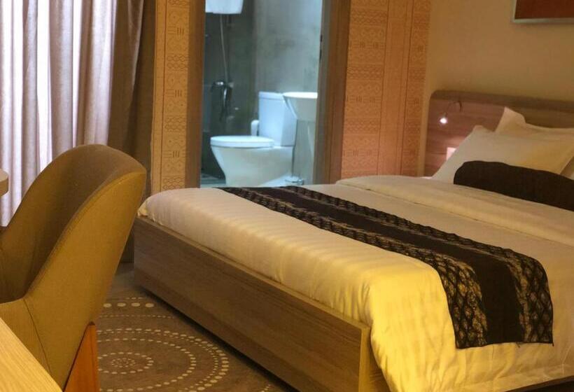 سوییت اجرایی, Roots Hotel Apartments Abidjan