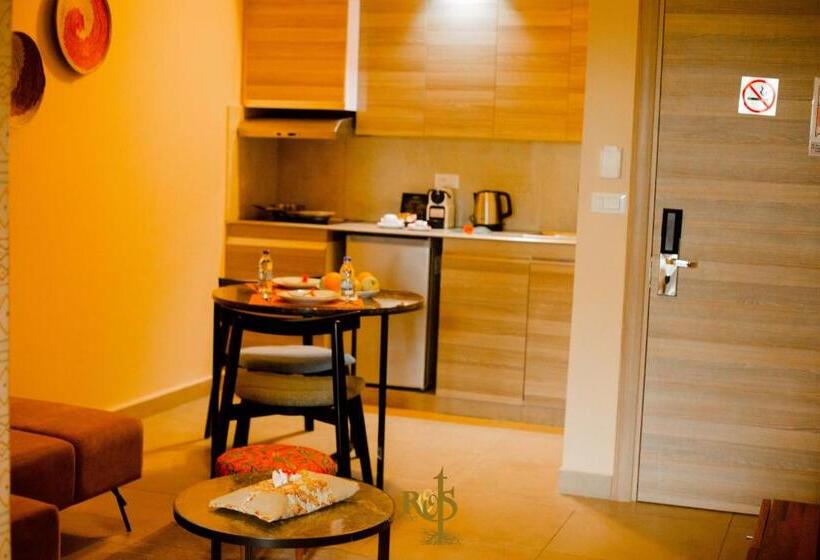 سوییت اجرایی, Roots Hotel Apartments Abidjan