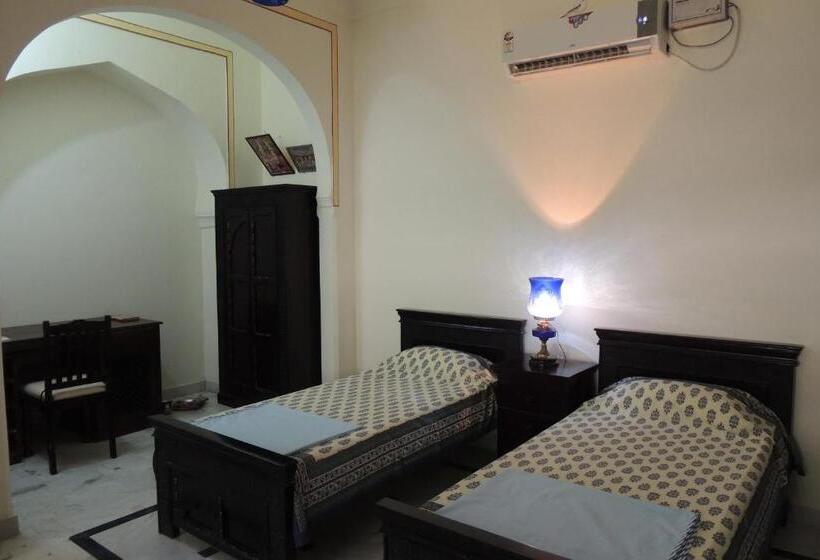 豪华房间, Dhulagarh Heritage Palace Hotel Near Jaipur