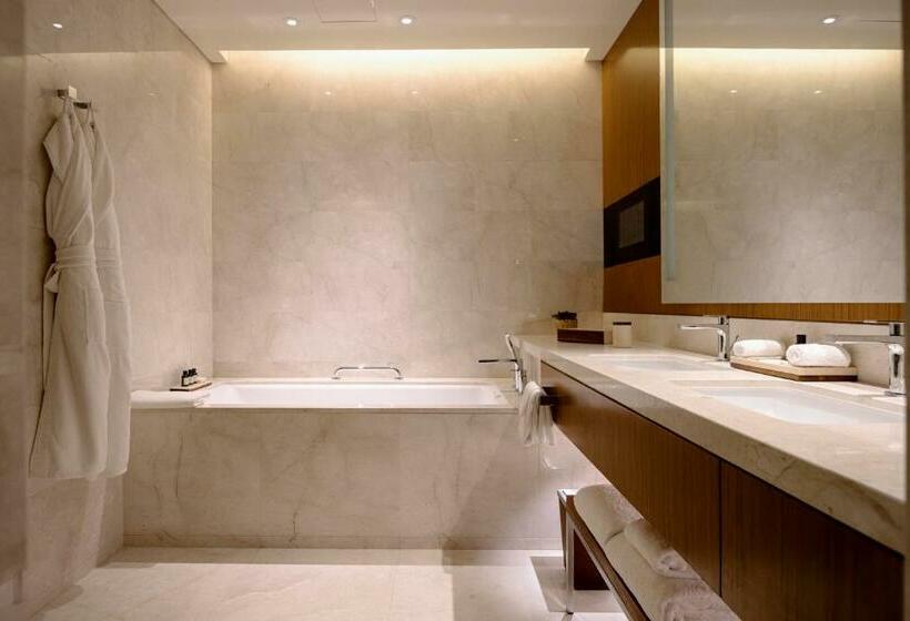 اتاق استاندارد با چشم‌انداز شهر, Park Hyatt Doha