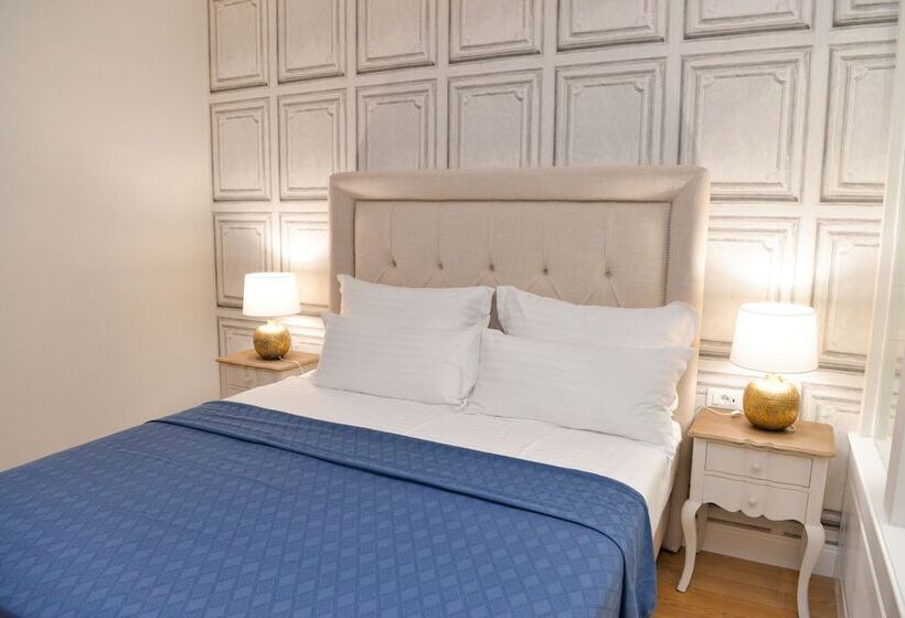 اتاق استاندارد, The Duke Luxury Rooms