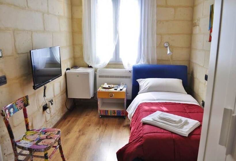 اتاق استاندارد یک نفره, B&b Lecce Holidays