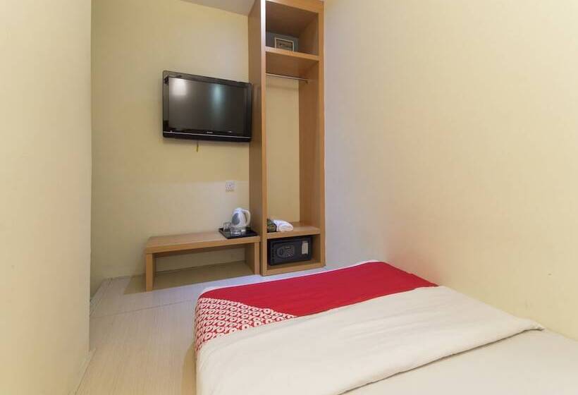 اتاق استاندارد یک نفره, OYO 763 Tazara Hotel