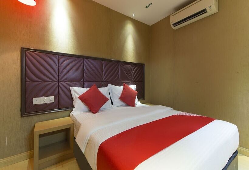 اتاق لوکس, OYO 763 Tazara Hotel