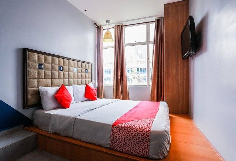 سوئیت پرزیدنت, OYO 763 Tazara Hotel