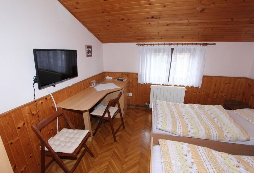 اتاق استاندارد, Apartments Aurora