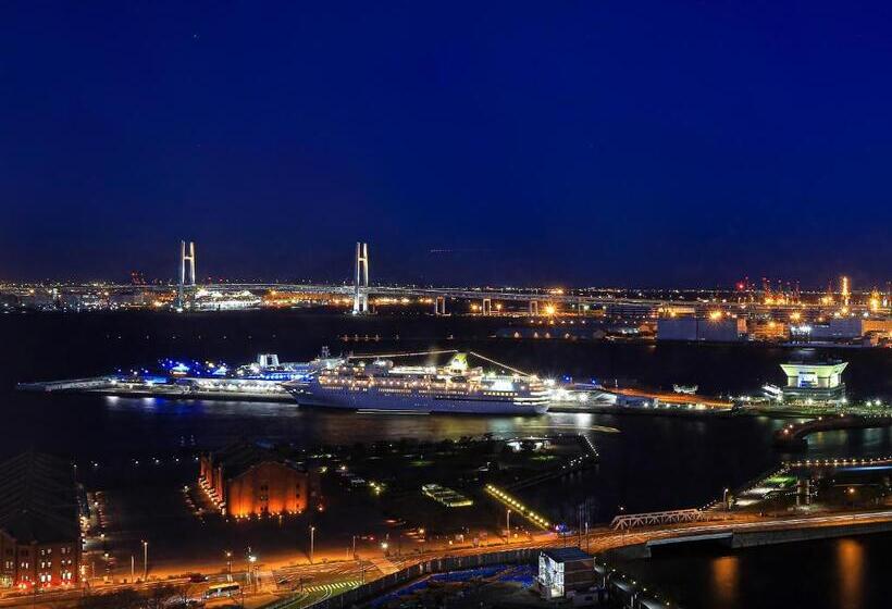 Номер Стандарт Индивидуальный с Видом, Apa Hotel & Resort Yokohama Bay Tower
