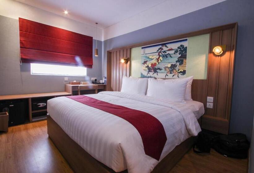 اتاق لوکس با تخت بزرگ, Kuretakeso Kemang