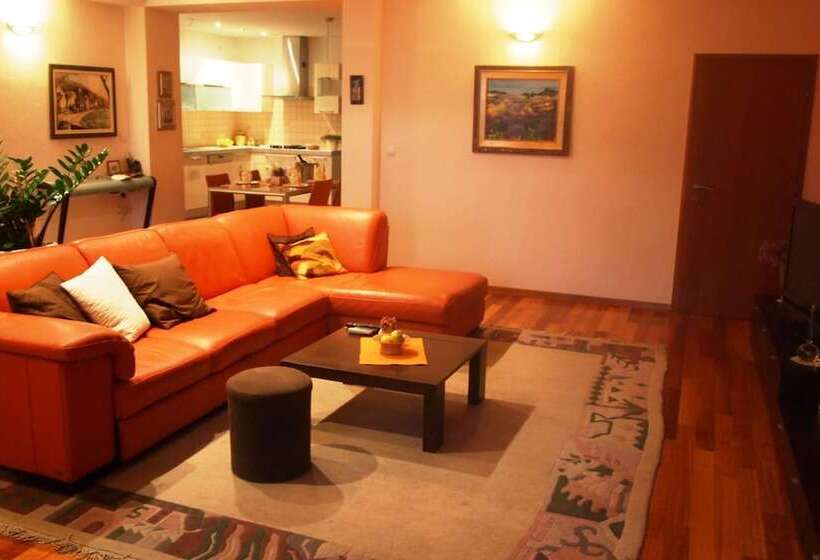 Apartamento Deluxe 2 Quartos, Apartments Dany