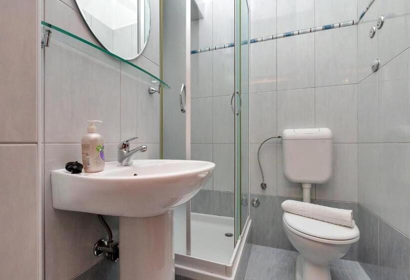 Apartamento Deluxe 2 Quartos, Apartments Dany