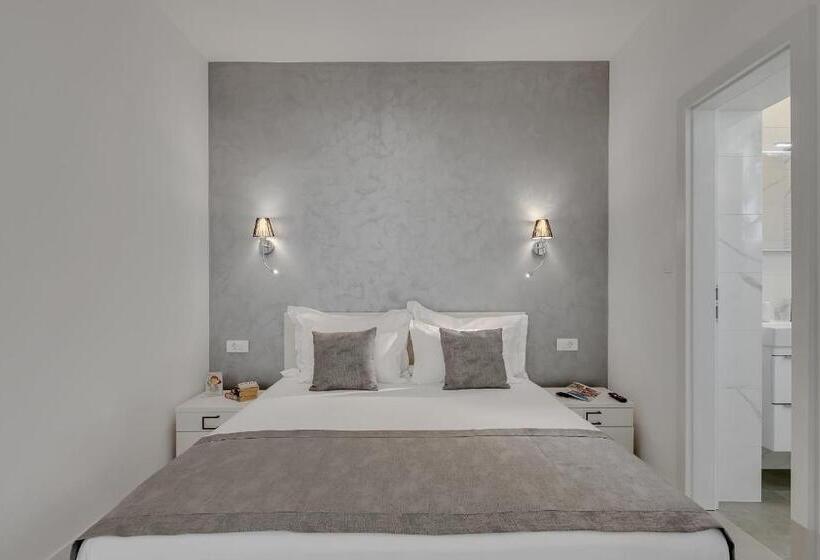 Apartamento 1 Dormitório com Sacada, Apartments Dany
