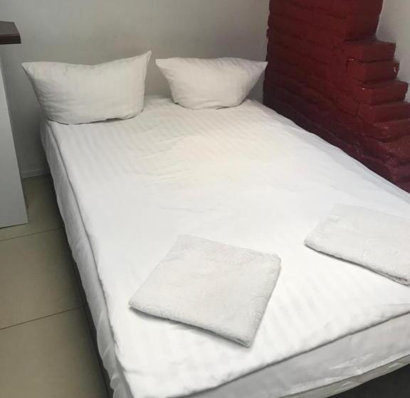 Номер Стандарт, Hoża Apartments And Rooms