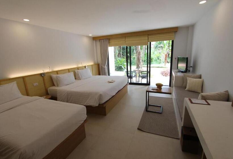 اتاق لوکس سه تخته, Paradise Beach Resort, Koh Samui   Sha Extra Plus