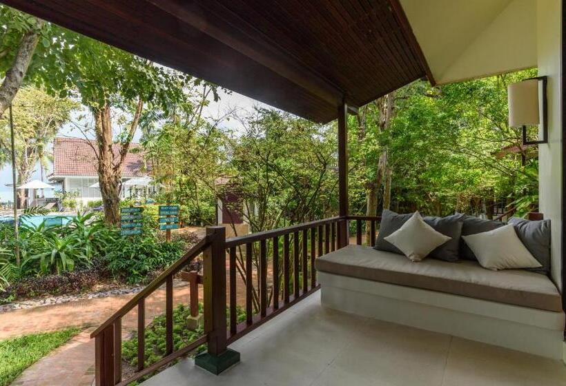 ویلای لوکس 1 خوابه, Paradise Beach Resort, Koh Samui   Sha Extra Plus