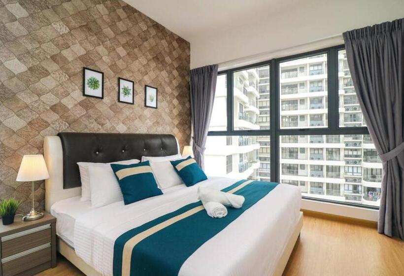 Семейный Номер, Country Garden Danga Bay @ Uha