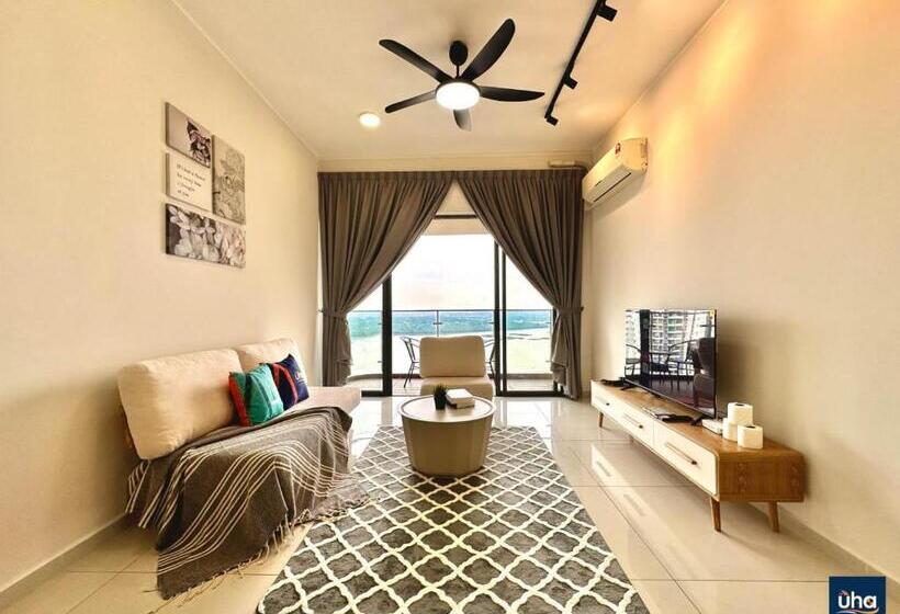 Апартаменты 3 Спальни, Country Garden Danga Bay @ Uha