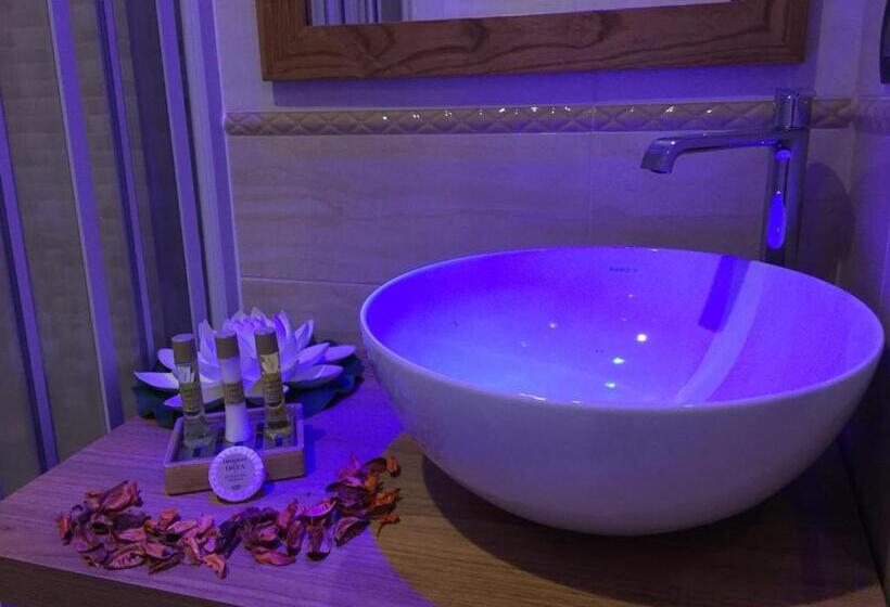 Номер Стандарт, Grand Hotel Royal