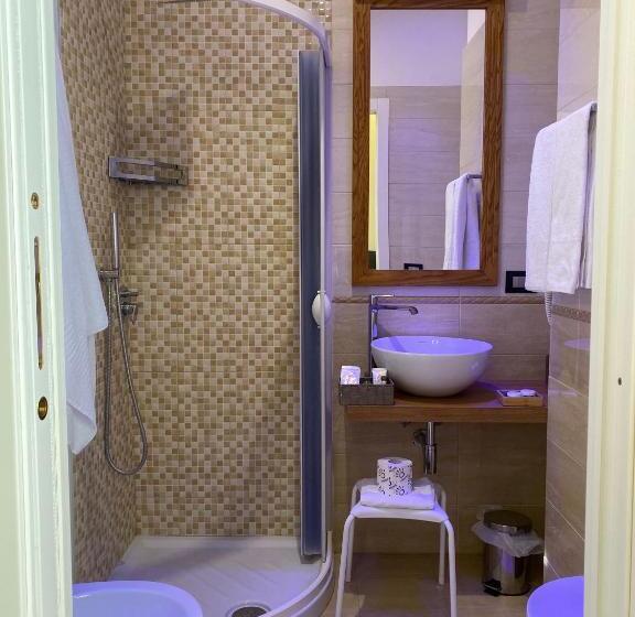 Номер Стандарт, Grand Hotel Royal