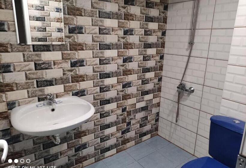 اتاق استاندارد با بالکن, Guest House Lila