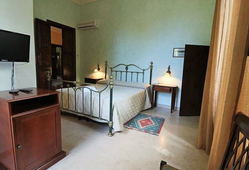 غرفة ديلوكس مطلّة علي الحديقة, Dimora Relais Excelsa