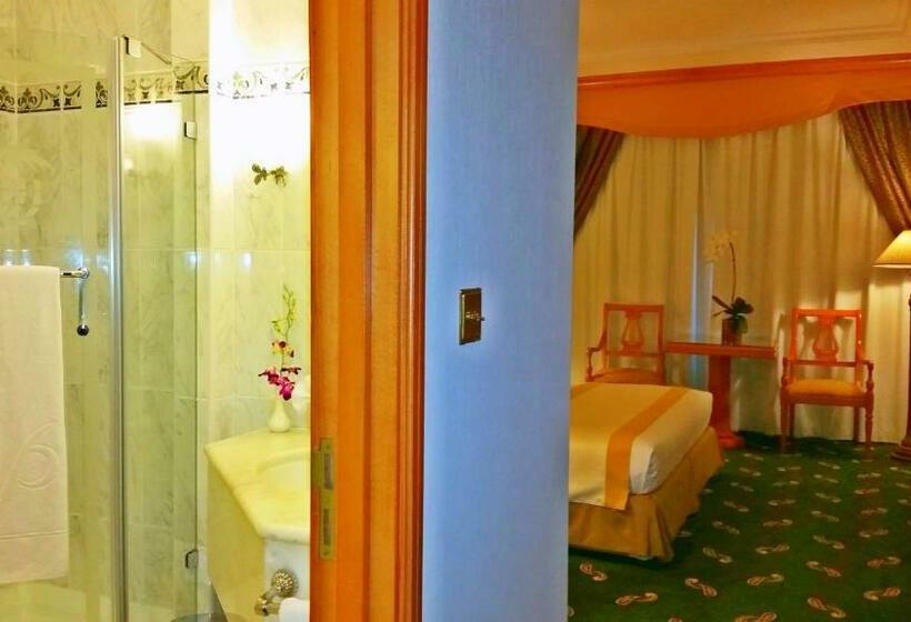Номер Deluxe, Knight Castle Hotel   Formerly Known As Carlton Palace