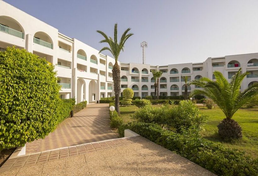 اتاق استاندارد سه نفره, El Mouradi Skanes