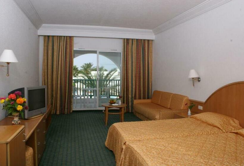 اتاق استاندارد چهار تخته, El Mouradi Skanes