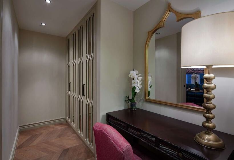 سوییت جونیور, Hagia Sofia Mansions Istanbul, Curio Collection By Hilton