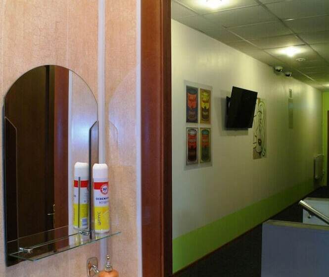 اتاق استاندارد سه نفره, Hostel Pop Art