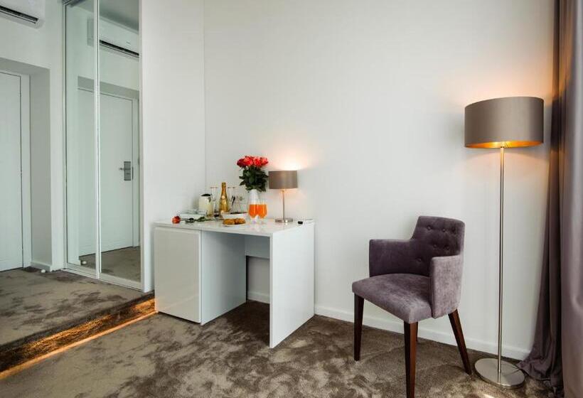 غرفة ديلوكس مطلّة علي البحر, Dream Luxury Rooms