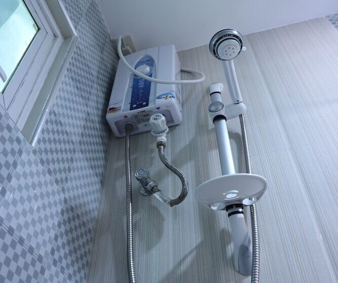 Семейный Номер, Ea Apartelle  Metro Vigan