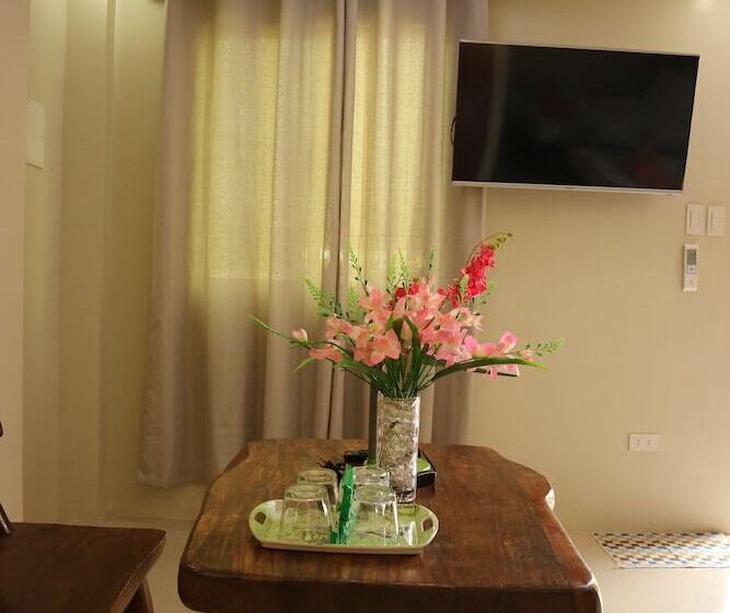 Семейный Номер, Ea Apartelle  Metro Vigan
