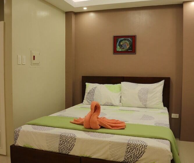 Семейный Номер, Ea Apartelle  Metro Vigan