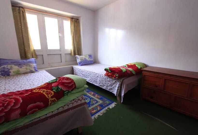 اتاق عادی, Himalayan Lodge