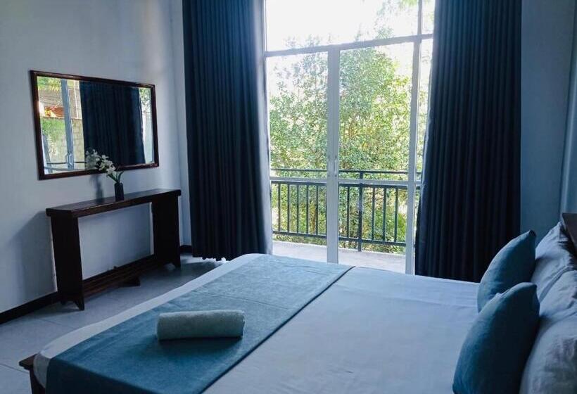 اتاق استاندارد, Kandy Hill Villa