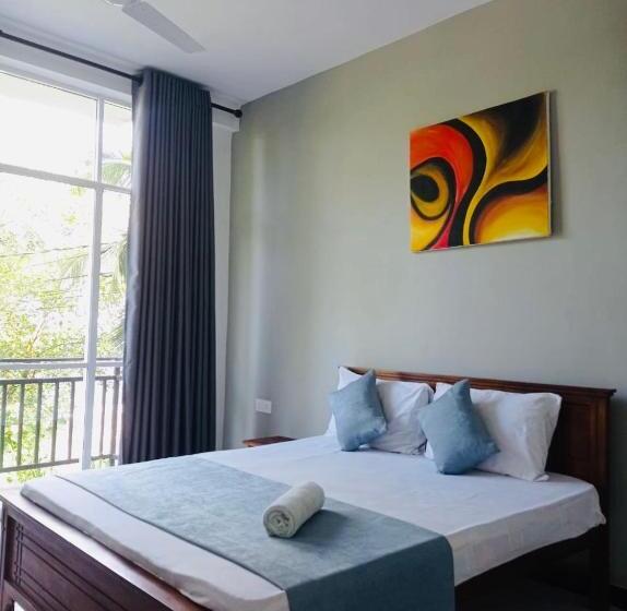 اتاق استاندارد, Kandy Hill Villa