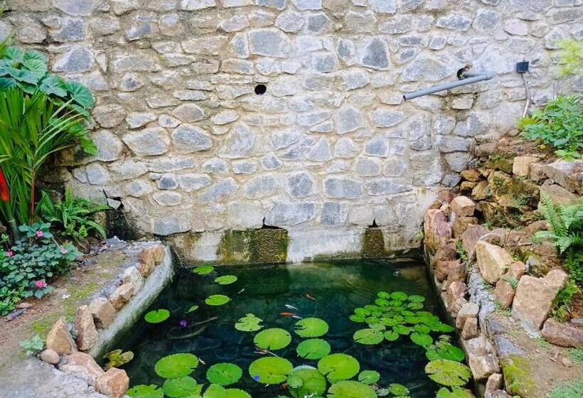 ویلای 1 خوابه, Kandy Hill Villa