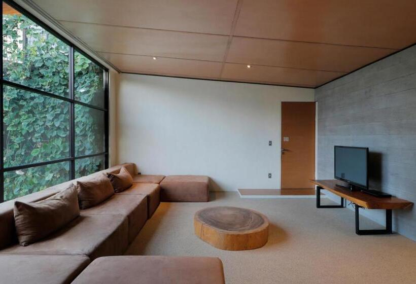 اتاق استاندارد, Clio Apartment