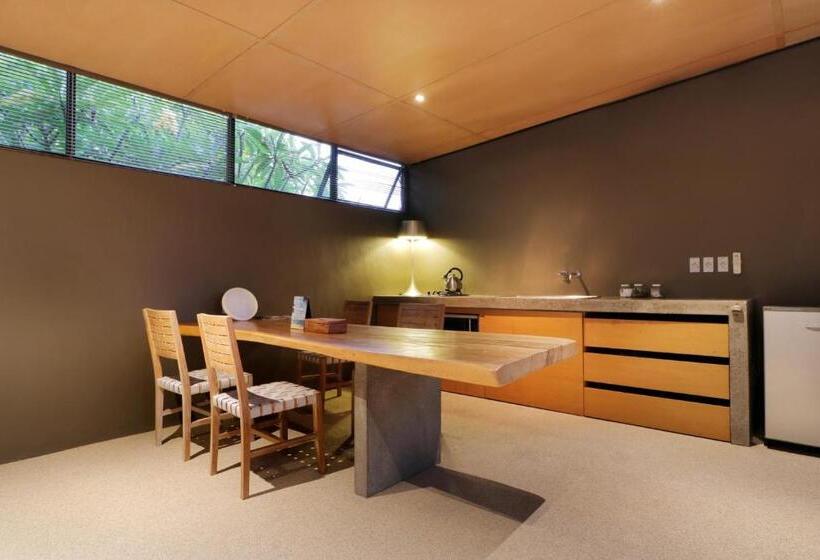 اتاق استاندارد, Clio Apartment