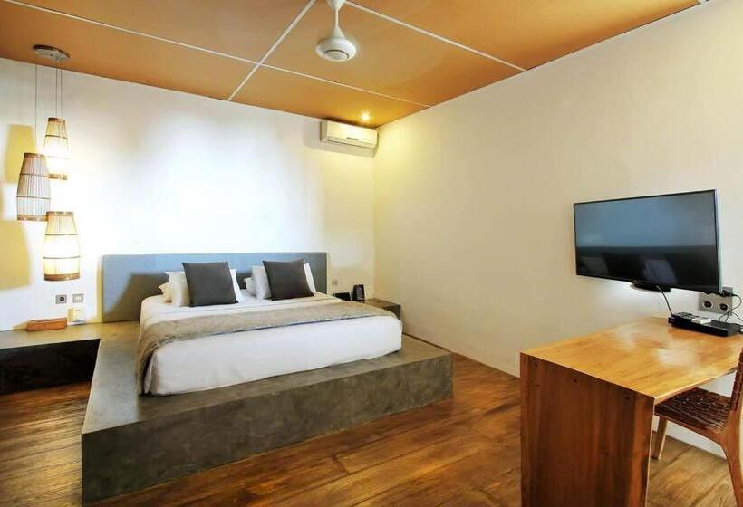 سوییت, Clio Apartment