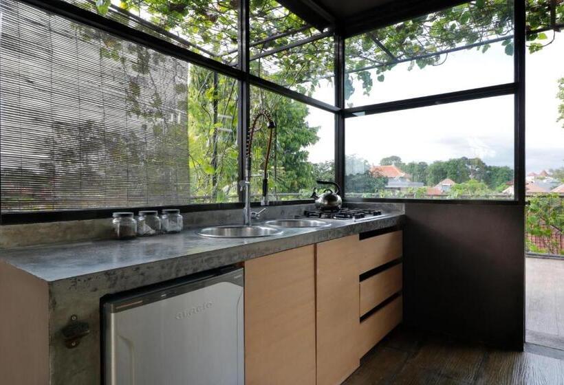 آپارتمان 1 خوابه با بالکن, Clio Apartment