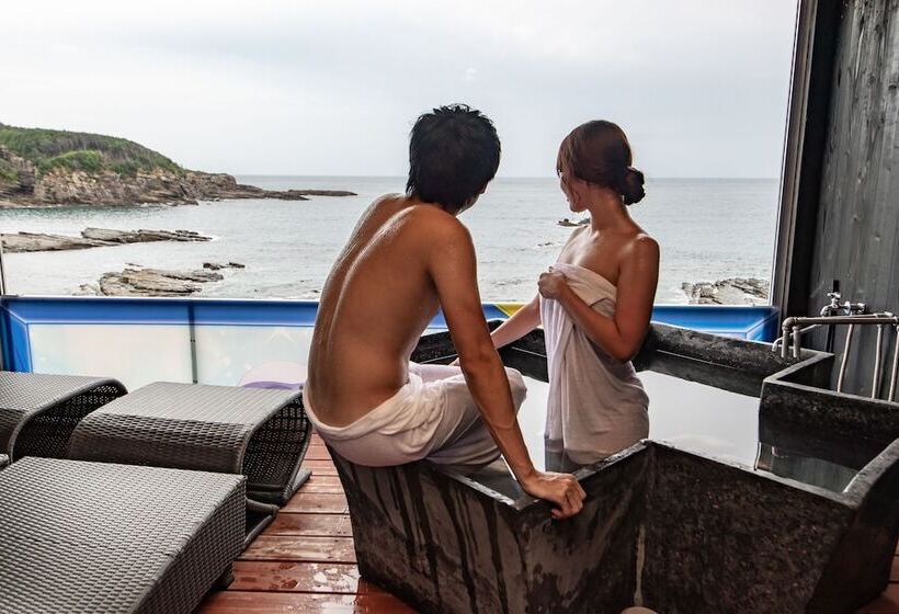 １階のスタンダードルーム, Xyz Private Spa And Seaside Resort