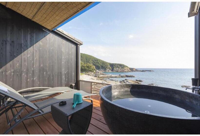 １階のスタンダードルーム, Xyz Private Spa And Seaside Resort