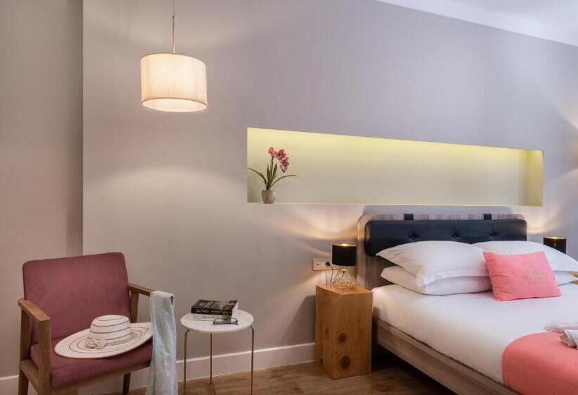 غرفة ديلوكس مزودة بشرفة, Viaggio Elegant Rooms