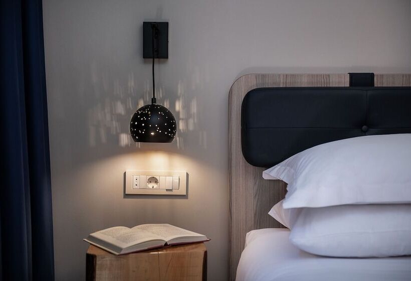 غرفة ديلوكس رباعية, Viaggio Elegant Rooms